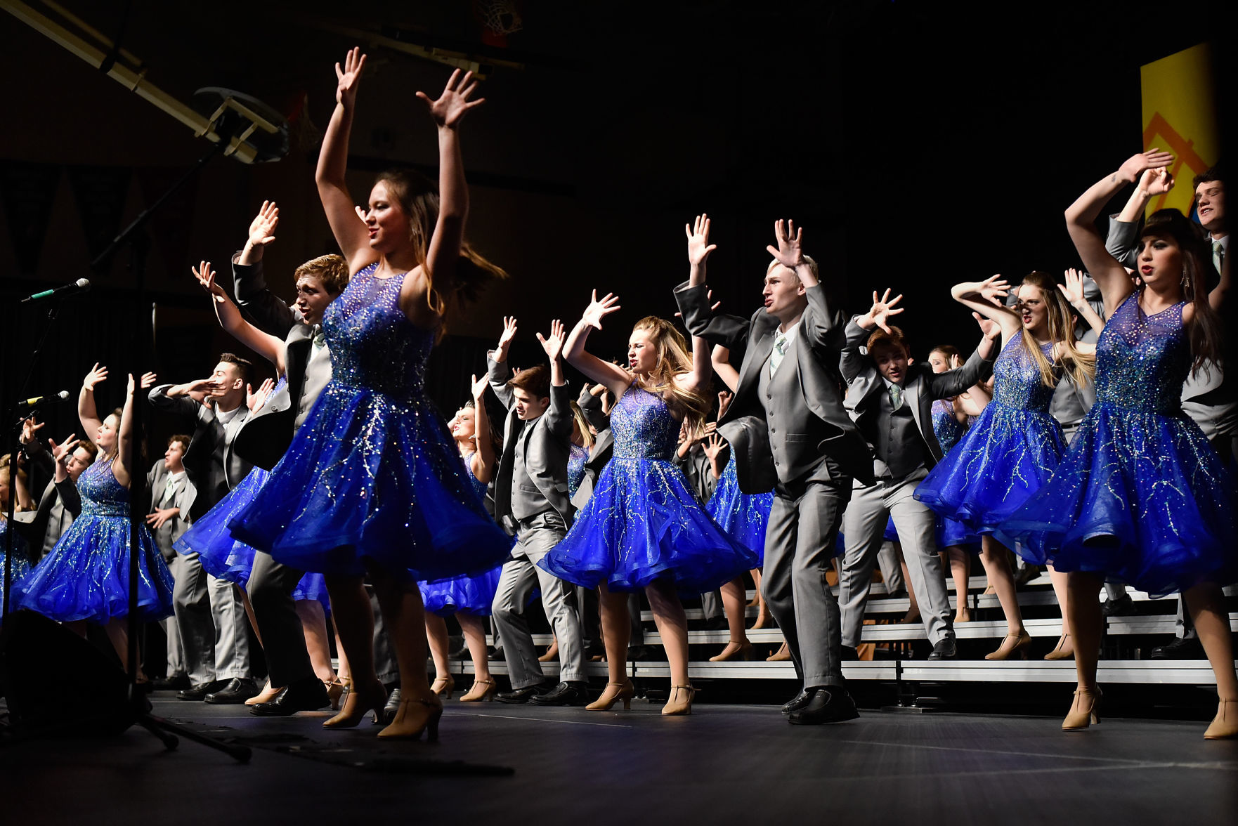 Show Choir Sing All About It